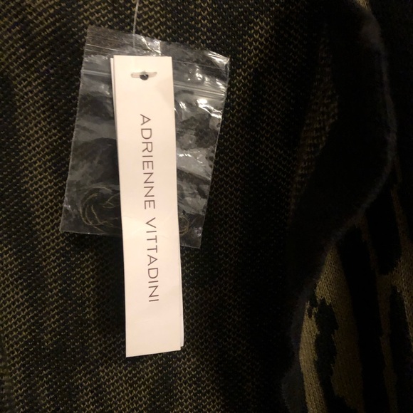 Brand new Adrienne vittadine sweater - Picture 3 of 8